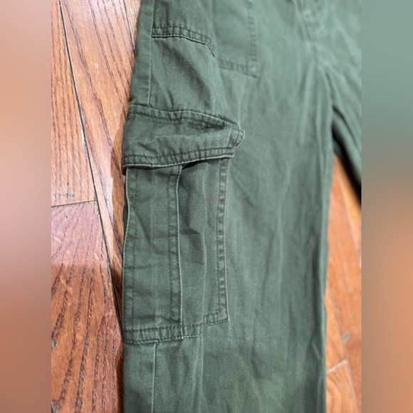 Aeropostale Olive Green Joggers - Picture 3 of 13